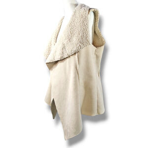 EUC Knox Rose Faux Suede & Sherpa Waterfall Open Vest Sz. L Cream Ivory